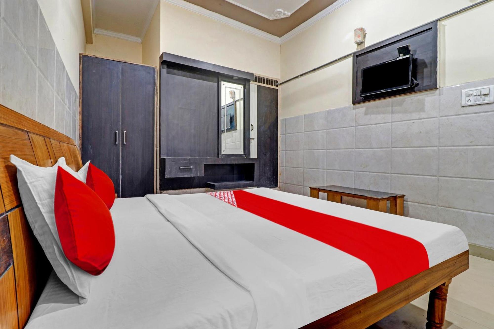 Hotel O Vishal Paradise Dehradun Bagian luar foto